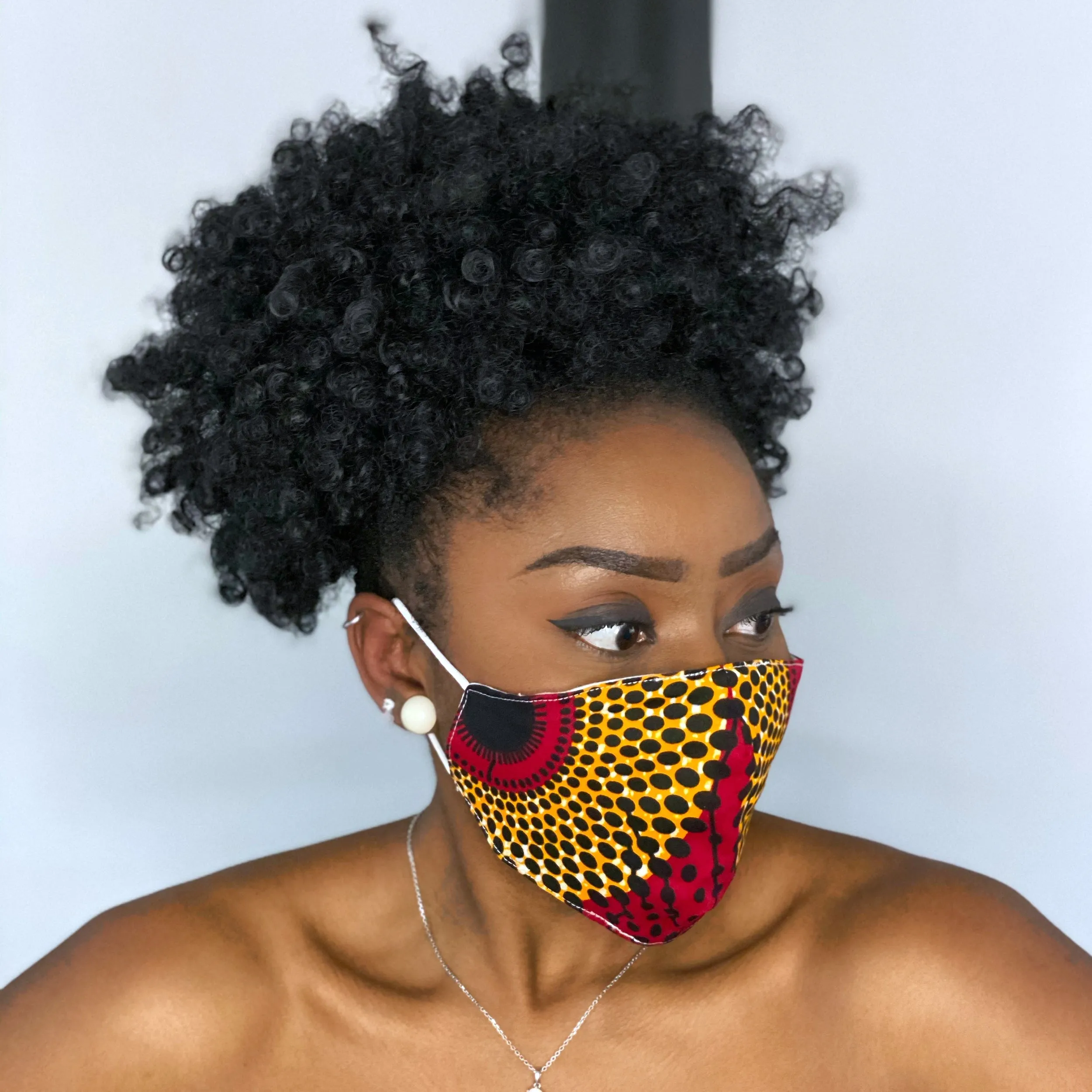 African print Mouth mask / Face mask made of 100% cotton Unisex - Red / Yellow / Black dots