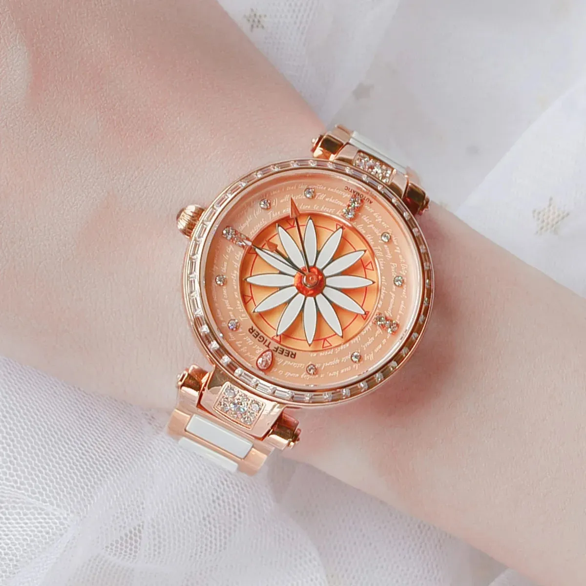 Reef Tiger/RT Luxury Lily Women Watch Rose Gold Diamonds Bezel Top Brand Bracelet Clocks Relogio Feminino RGA1599